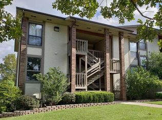 158 Troon Dr APT 1, Branson, MO 65616