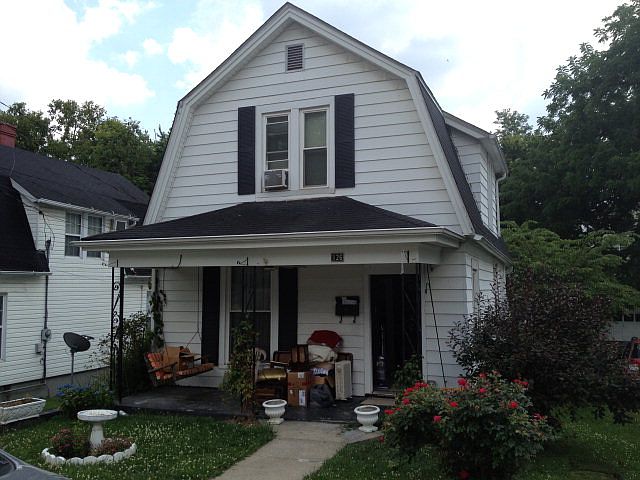 1st image of 126 E Walnut St