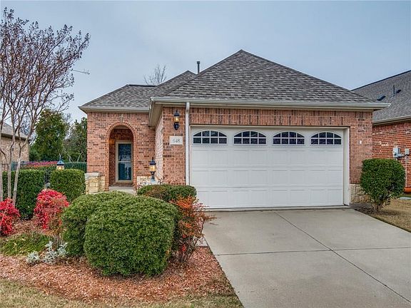 2nd image of 648 Oakland Hills Ln
