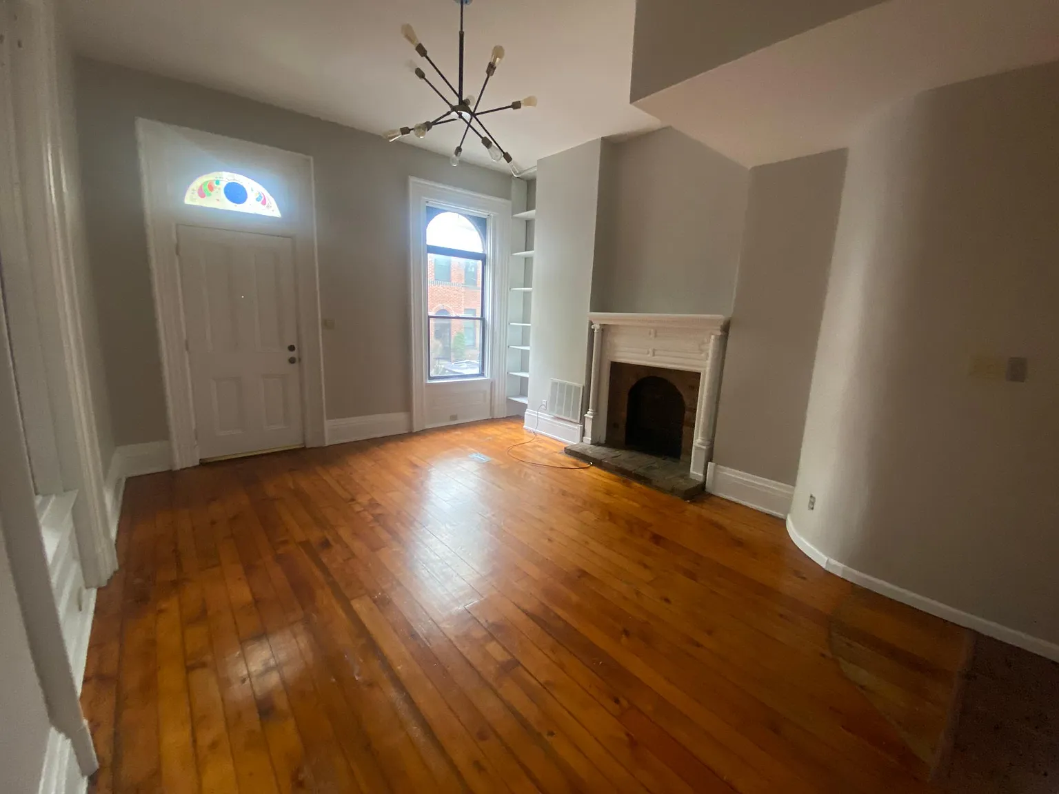 1 bed, 800 sqft, $1,300 — Photo 4