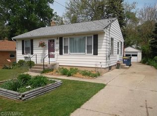 1611 4th St NW, Grand Rapids, MI 49504