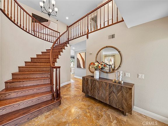 3rd image of 3607 Hawkwood Rd