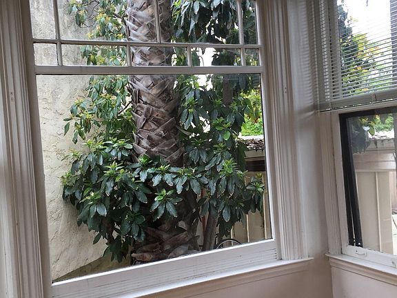 5th image of 211 W Sola St APT A