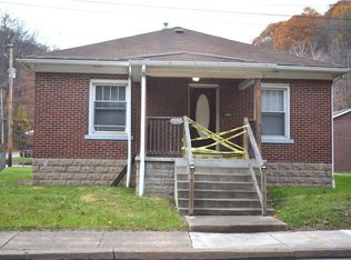 1062 Wall Ave, Pitcairn, PA