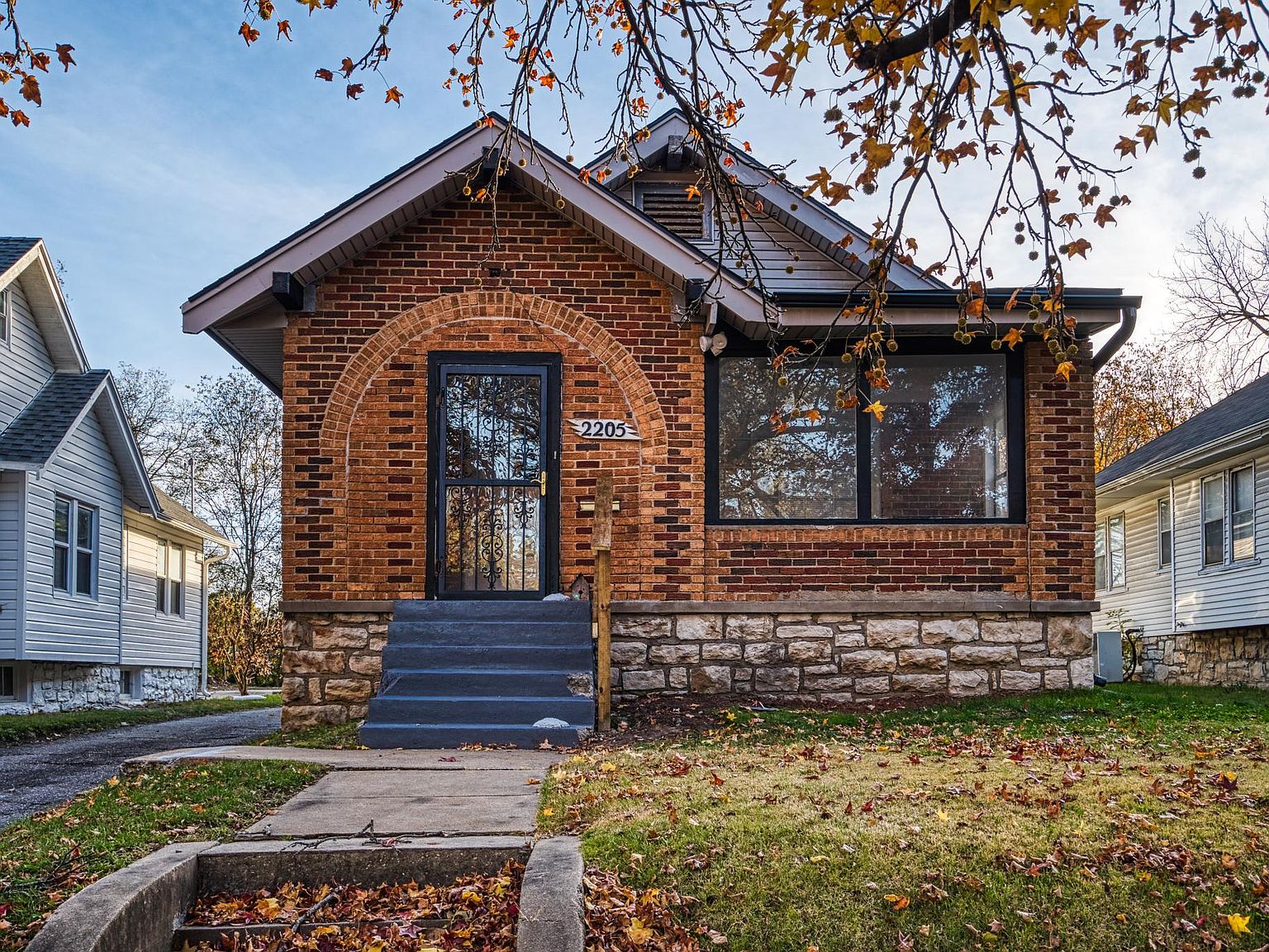 2205 E Gregory Blvd, Kansas City, MO 64132 Zillow