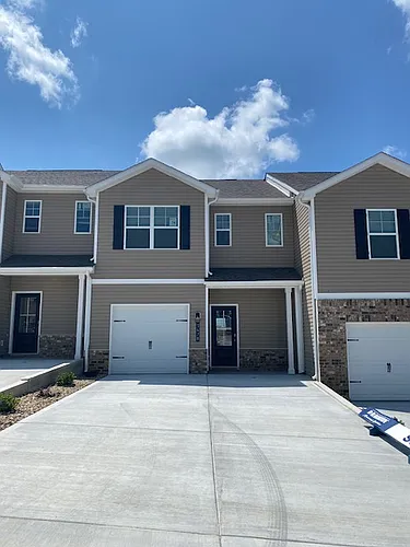 3478 Tyee Crossing Way Photo 1