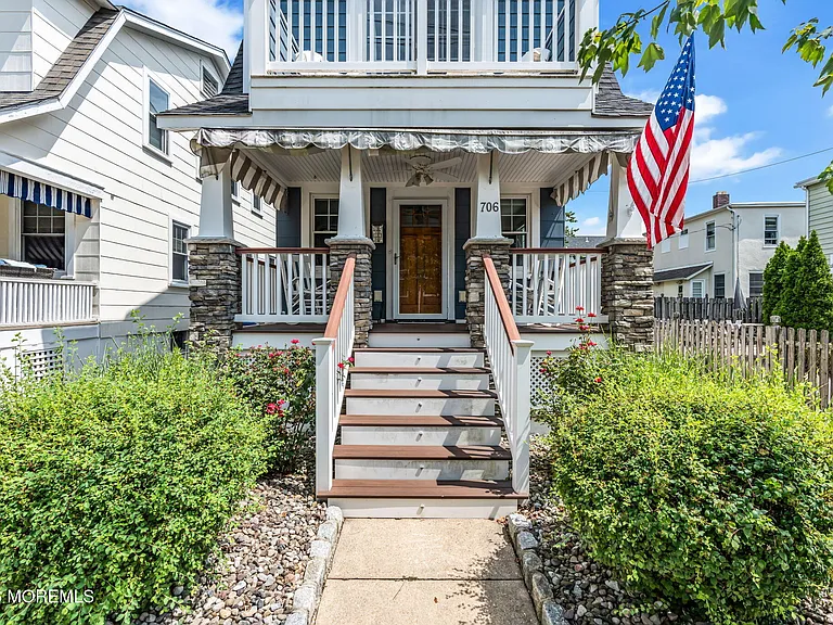 706 E St — Photo 4