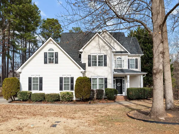 94 Normandy Dr, Clayton, NC 27527