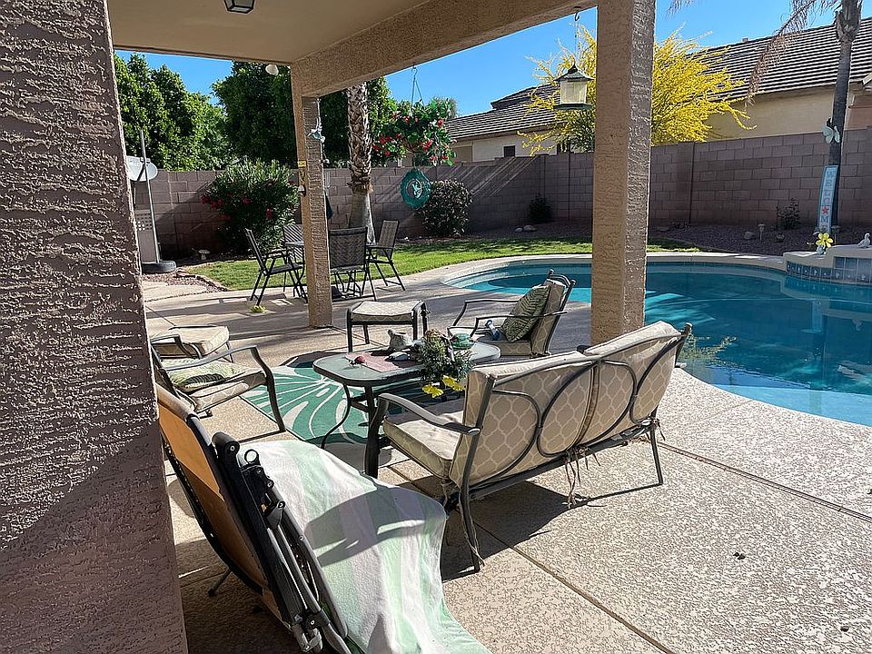 2nd image of 3361 S Warner Dr