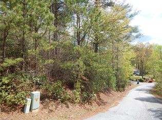 9 Summit Rise Rd, Pisgah Forest, NC 28768
