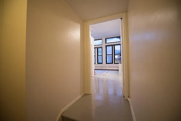 Sold by Michel Madie Real Estate Services | media 19