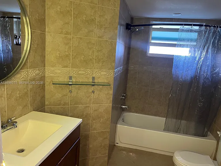 1770 NE 191st St #7001 — Photo 2