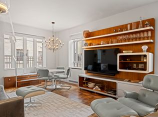 25 Central Park W APT 20U, New York, NY 10023