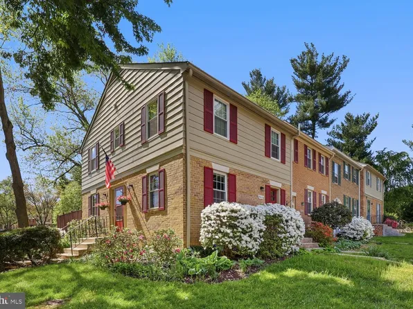 9632 Lindenbrook St, Fairfax, VA 22031