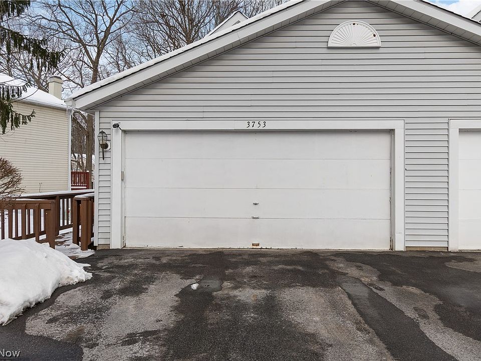 1st image of 3753 Lake Run Blvd