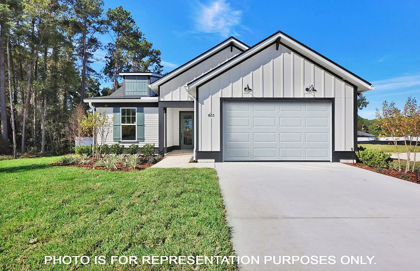 Mystique Model Exterior