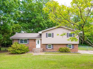 27 Edgewood Cir, Fort Oglethorpe, GA 30742