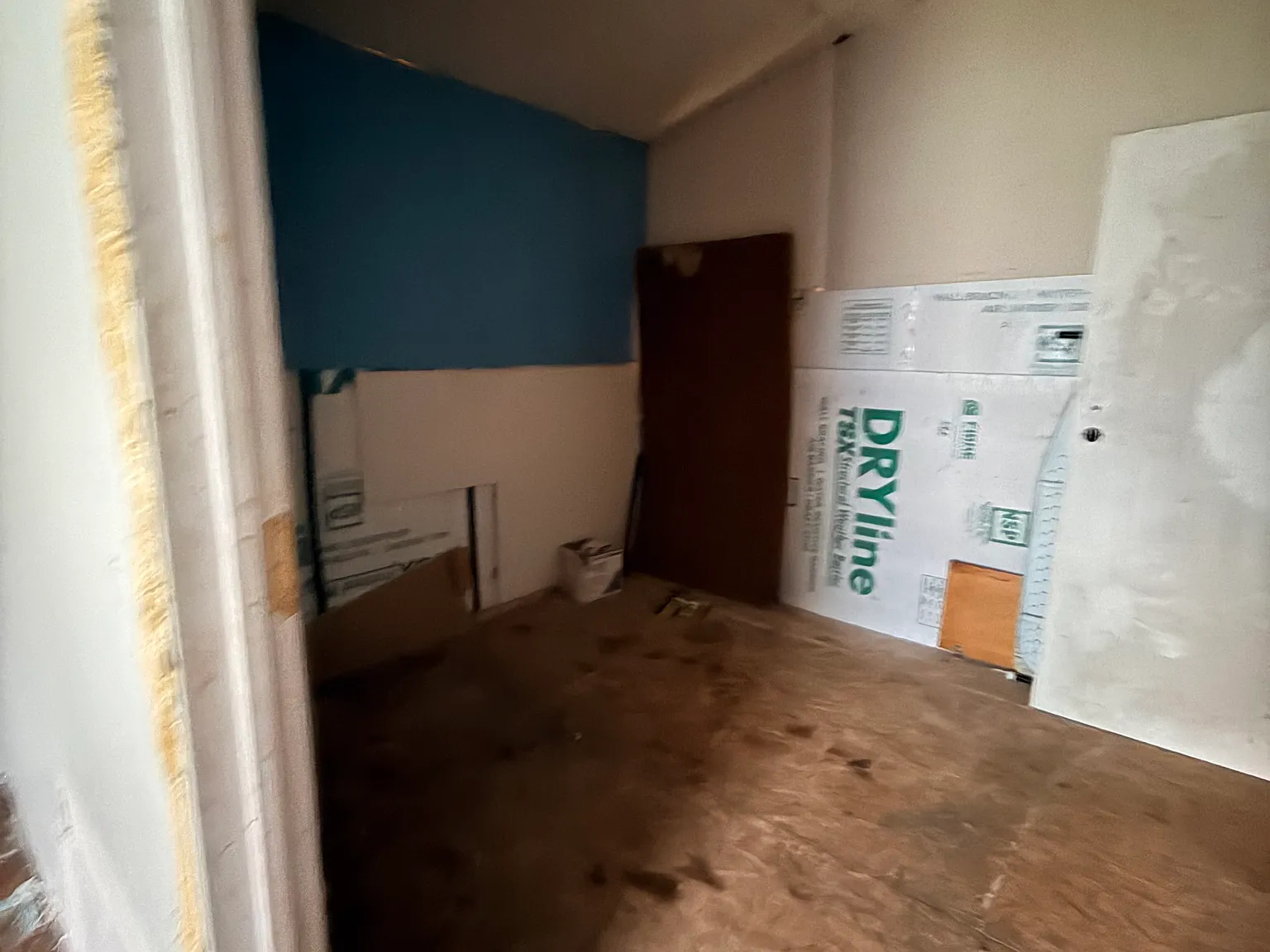 2 bed, 700 sqft, $1,050 — Photo 3