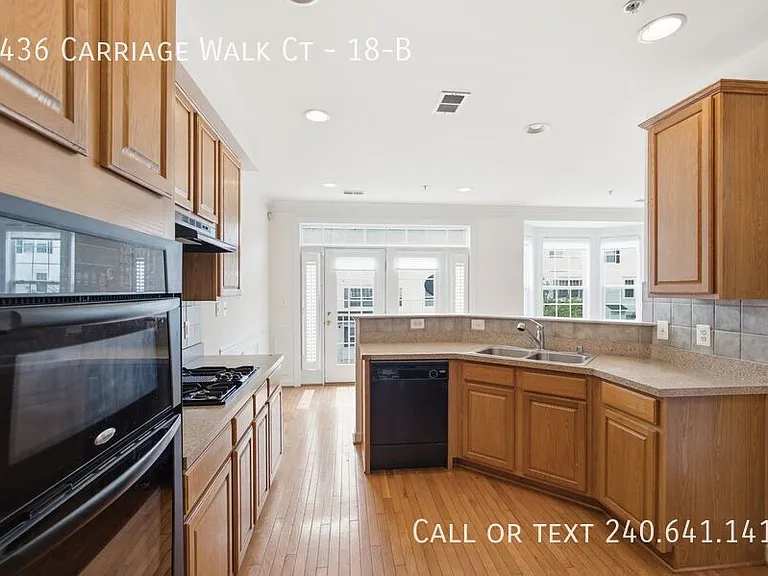 3436 Carriage Walk Ct #18B — Photo 7