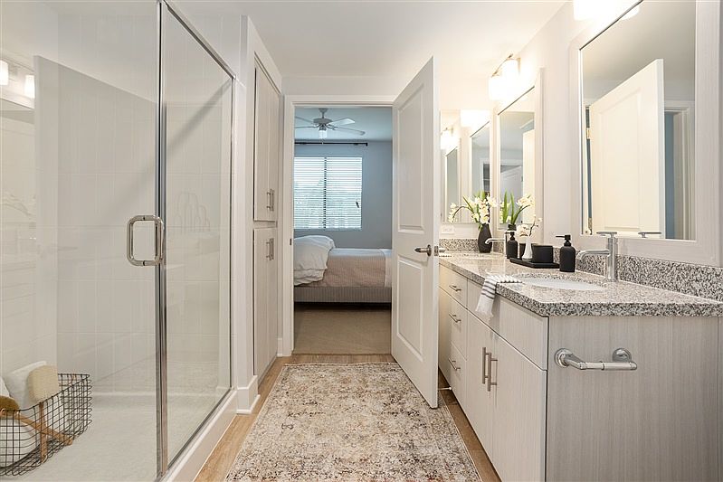 1st image of 1003 W Washington St #3180365