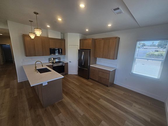 4th image of 961 Balboa St #1