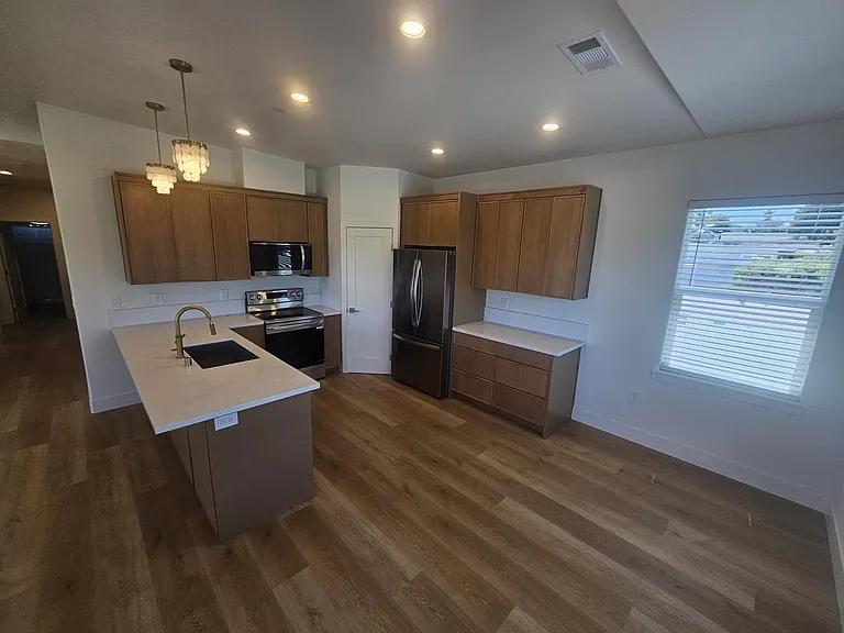 961 Balboa St #1 — Photo 4