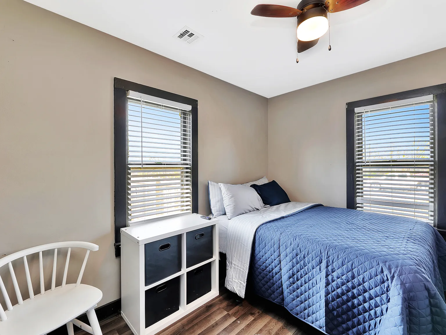 2 bed, 990 sqft, $950 — Photo 3