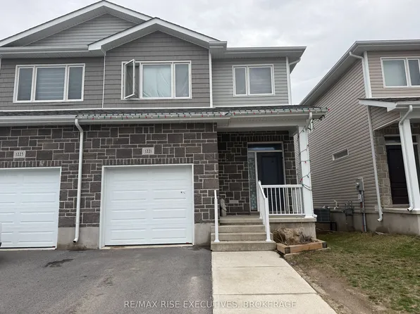 1221 Max Cres, Kingston, ON K7P 0P2