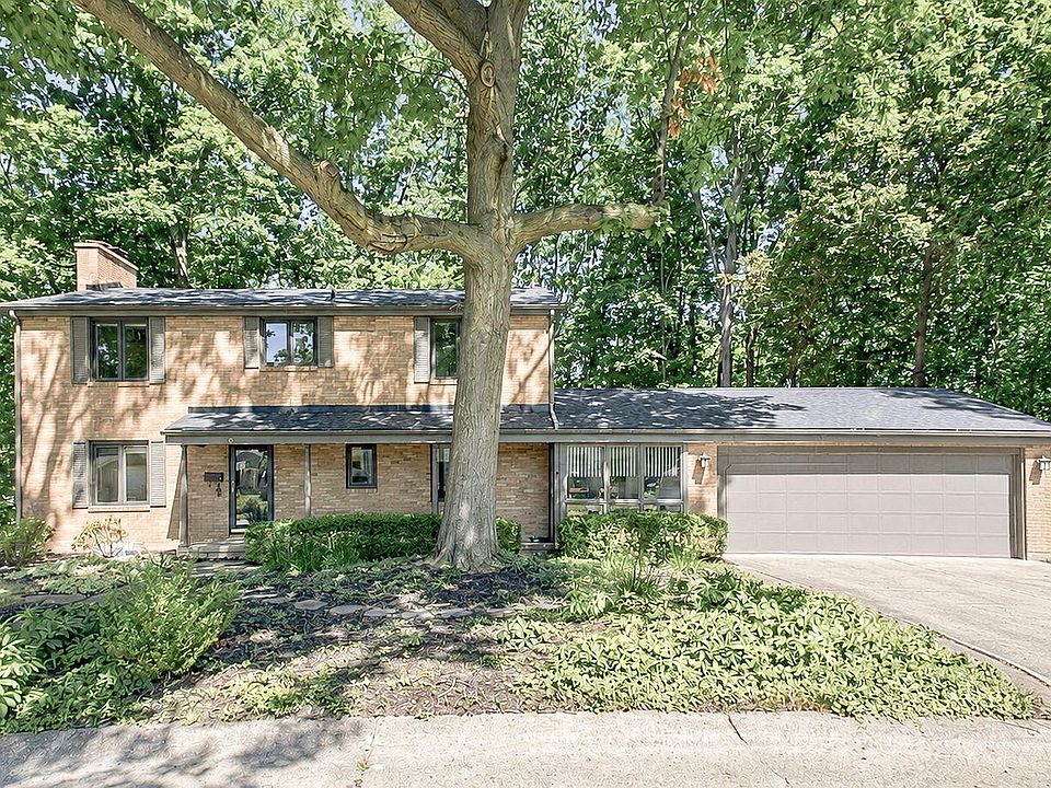 1st image of 703 Comings Ave