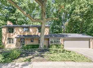 703 Comings Ave, Saint Joseph, MI 49085