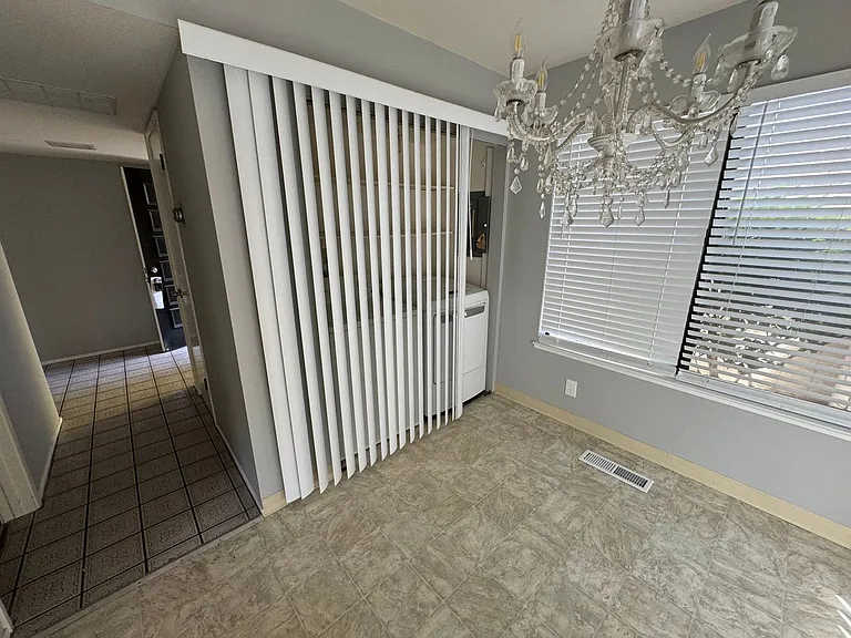 3850 Rio Rd #72 — Photo 23