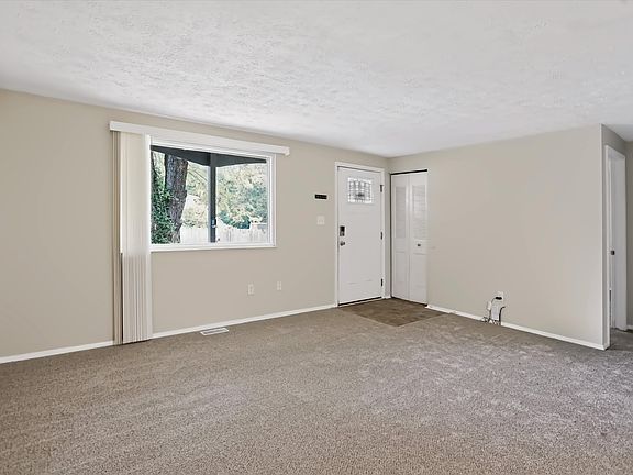 4th image of 6864 Cordova Dr