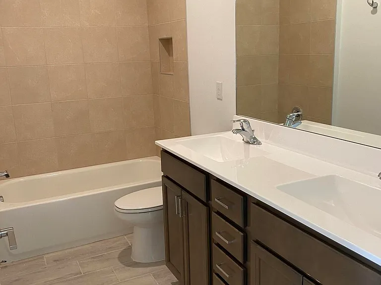9001 Zevon Ct — Photo 19