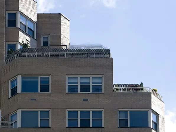 205 East 63rd Street 5F image 11 of 12