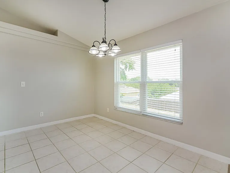 1625 Nightfall Dr — Photo 7