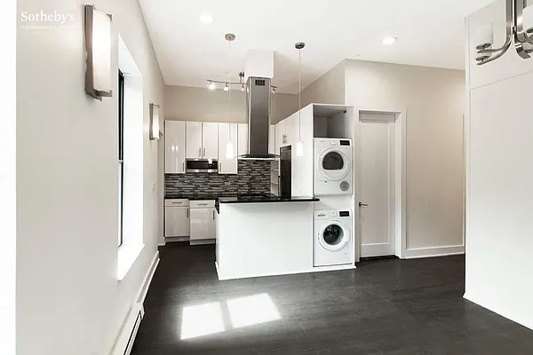 Rented by Sotheby's International Realty | media 8