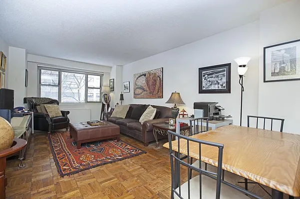 Rented by Olshan Realty | media 9
