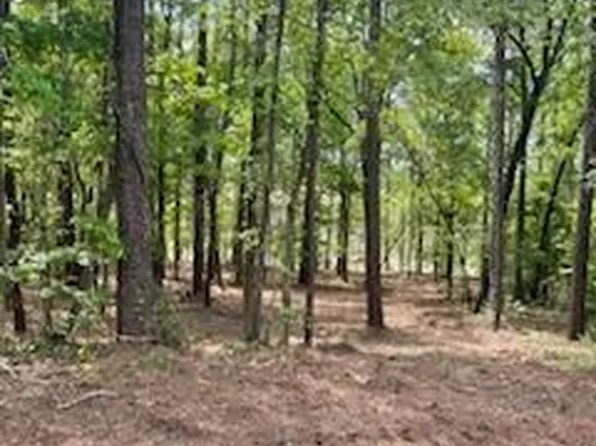 1286 Laurel Circle, Vass, NC 28394