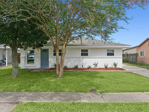 376 Helis Dr, Waggaman, LA 70094