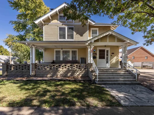 621 N Spruce St, Abilene, KS 67410