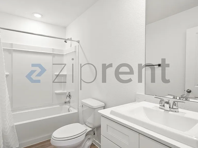 3004 Fall Gold Ln — Photo 8