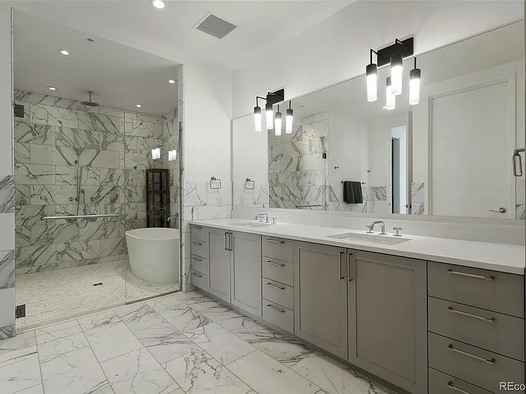 1750 Wewatta St #1928 — Photo 30