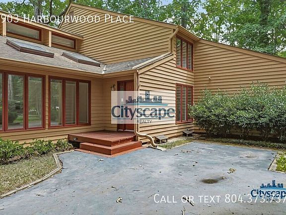 3rd image of 5903 Harbourwood Pl
