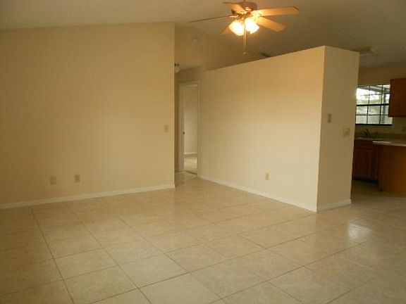 2nd image of 3984 SW Kakopo St