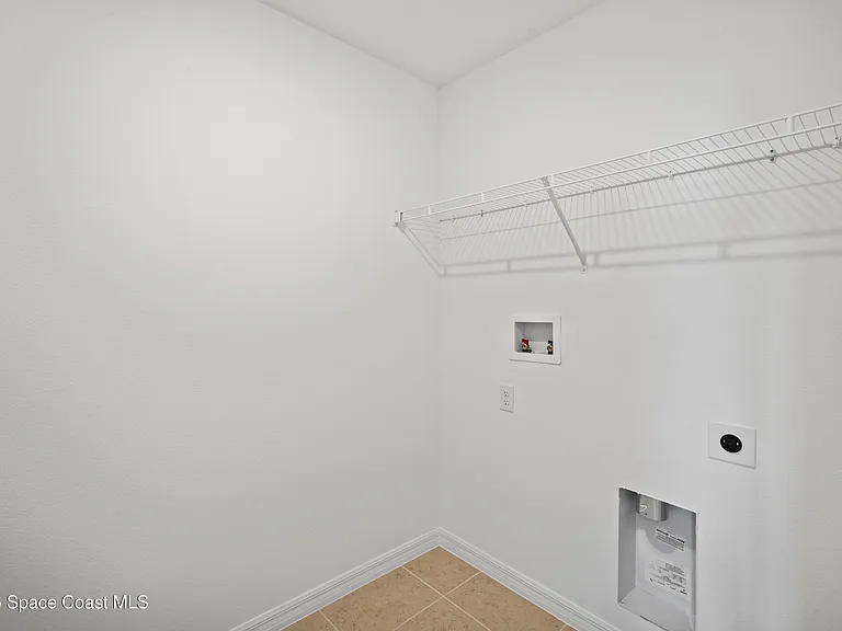 4374 Masthead Ave — Photo 31