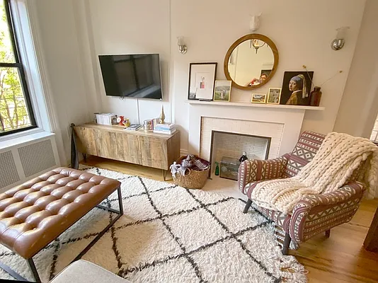 Rented by Rachel Realty | media 16