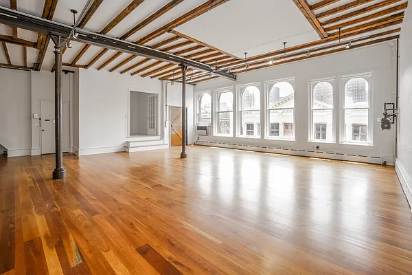 Rented by Bond New York | media 16