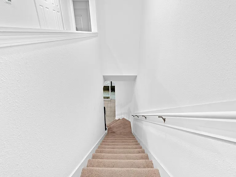 27 Coastline Way — Photo 16