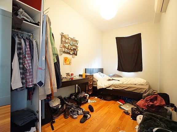 5th image of 34 Melrose St #302