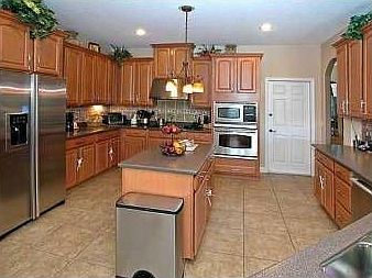 2nd image of 11137 Bugenhagen Dr